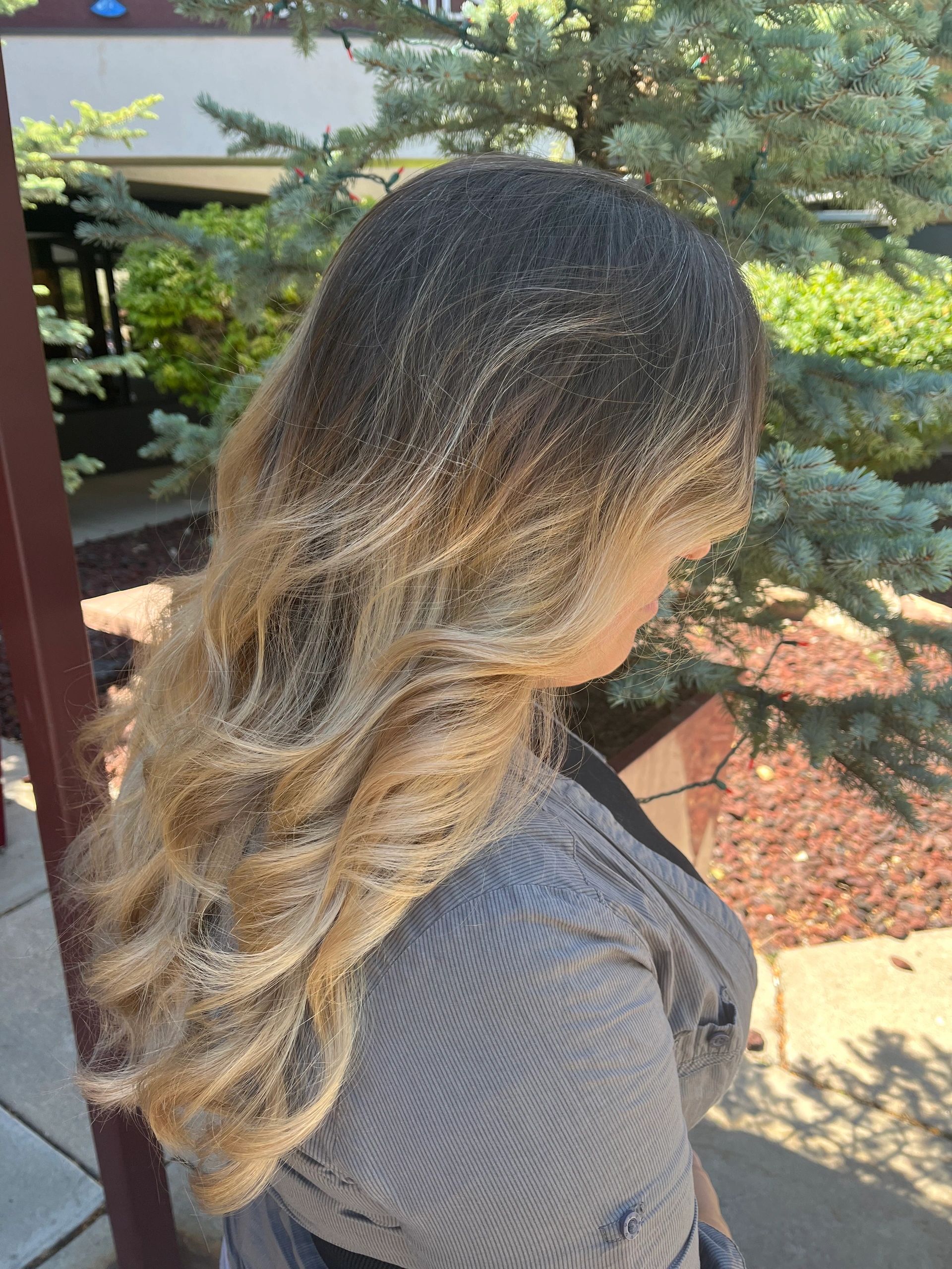 Honey blonde balayage ombre